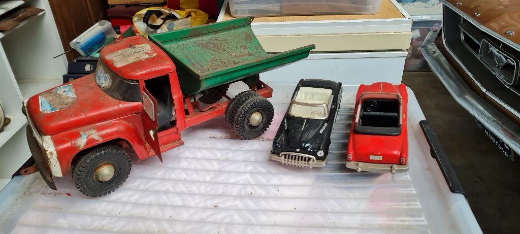 blikken auto,s 1 vrachtwagen 2 auto,s, Ophalen