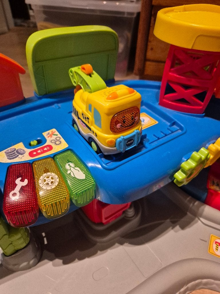 Vtech autogarage Toet Toet, Ophalen of Verzenden, Gebruikt, 2 tot 4 jaar