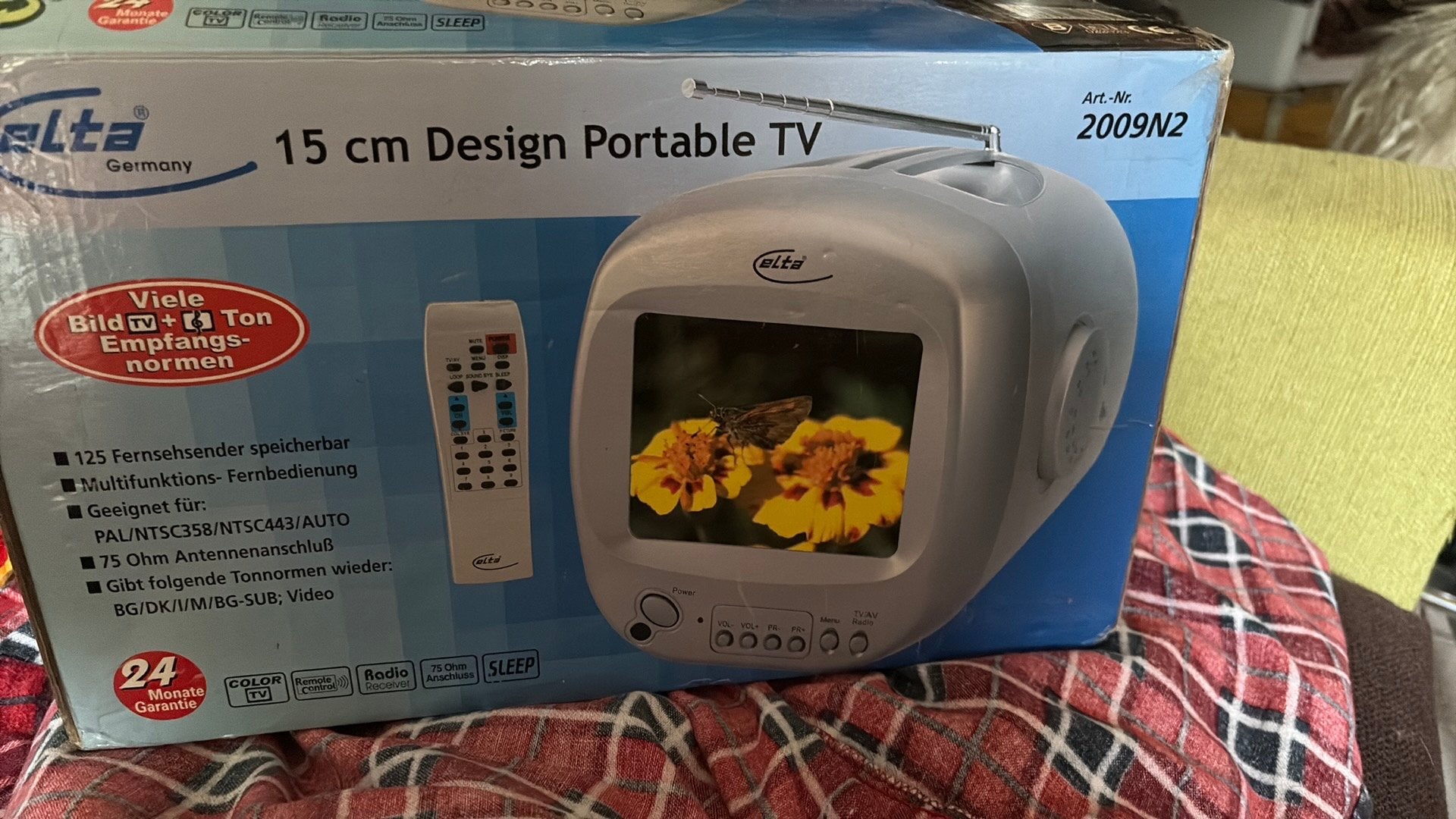 Elta 15 cm design portable tv, Ophalen of Verzenden, Audio en Video
