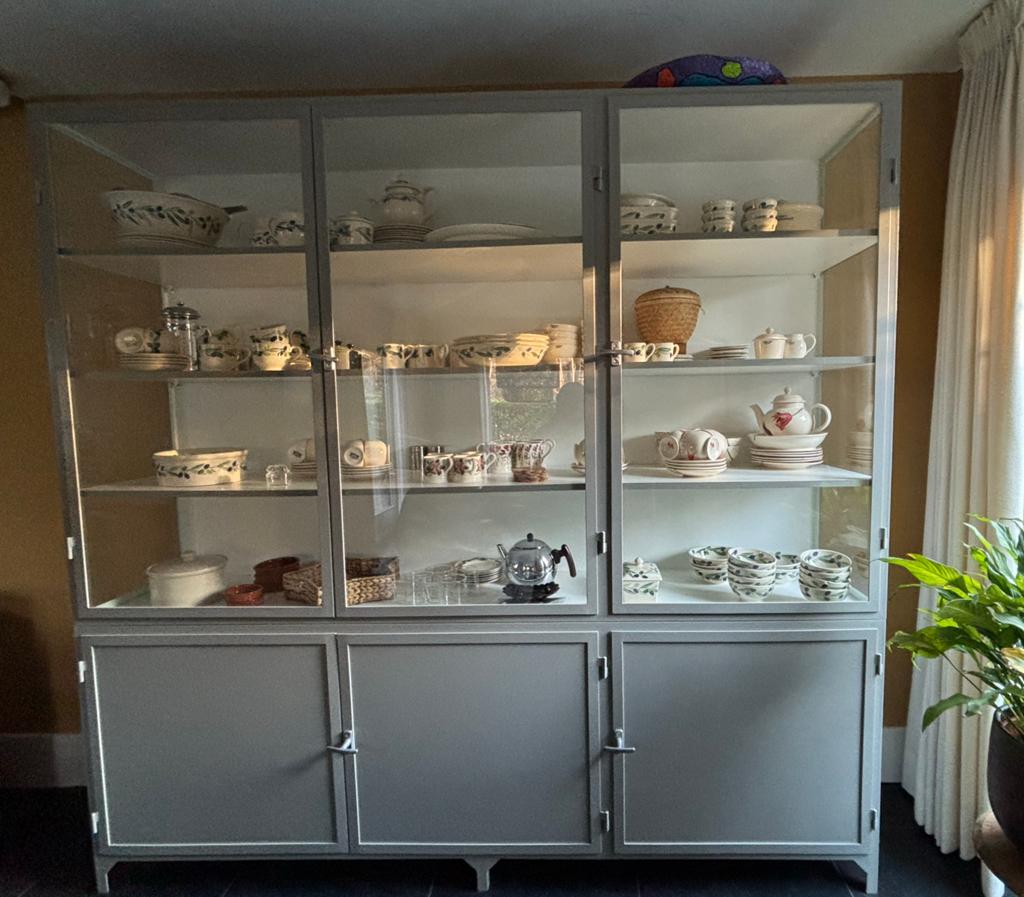 Old Basics stalen Apothekerskast/ Vitrinekast, Huis en Inrichting, Kasten | Vitrinekasten, Ophalen, 200 cm of meer, Nieuw, 200 cm of meer