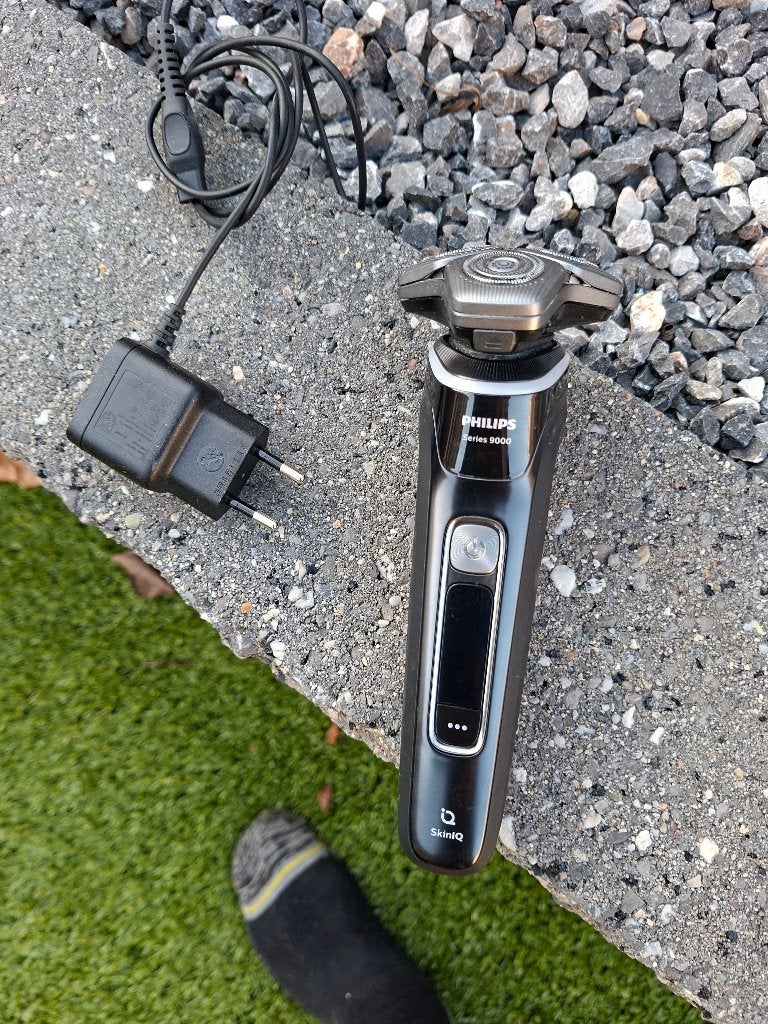 zgan oplaadbaren scheer apparaat philips 9000, Ophalen of Verzenden, Zo goed als nieuw, Scheren en Epileren