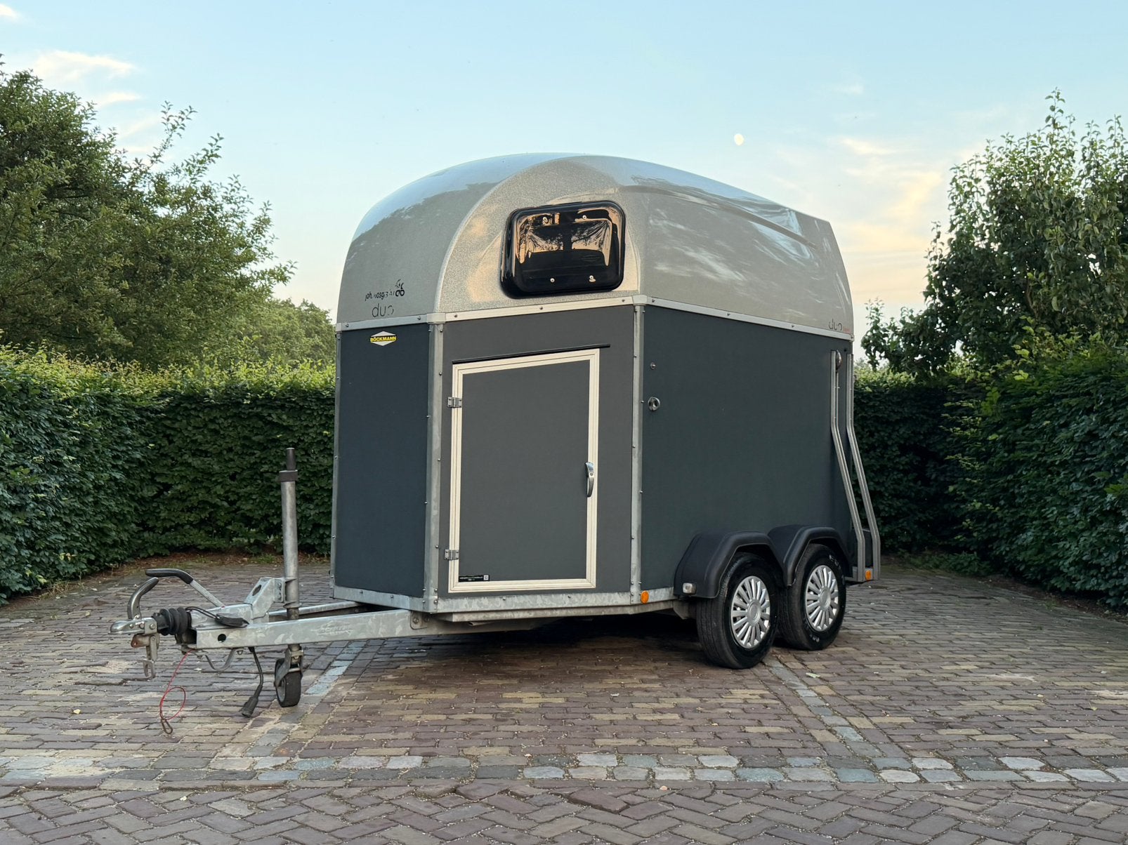 Nette 2 paards bockmann duo met zadelkamer, Ophalen, Zo goed als nieuw, 2-paards trailer, TT paardentrailers