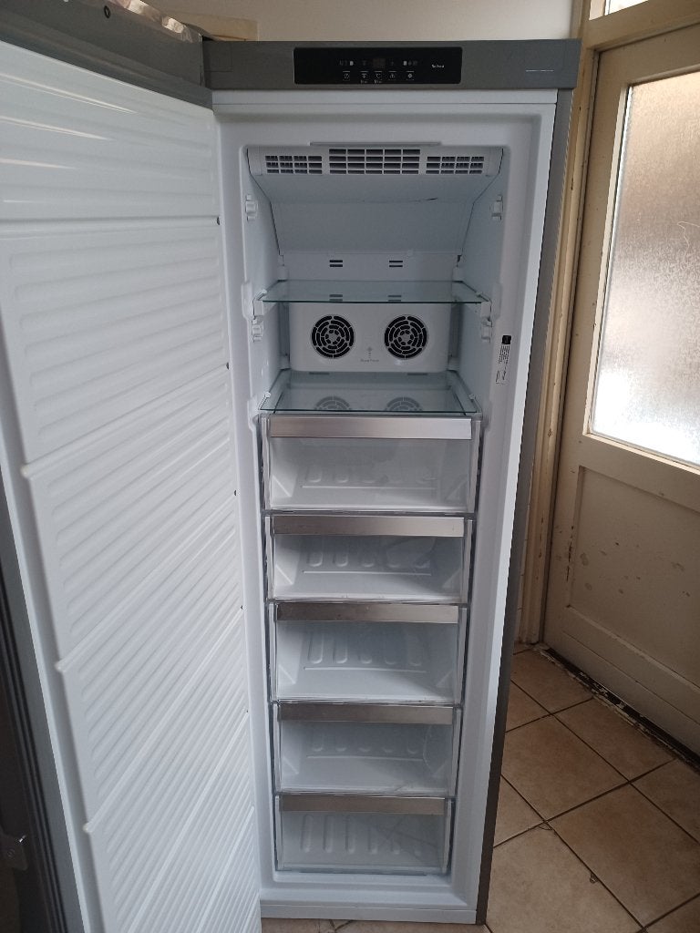 te koop Bauknecht Vrieskast no frost  ., Witgoed en Apparatuur, Vriezers en Diepvrieskisten, Gebruikt, 160 cm of meer, Energieklasse A of zuiniger