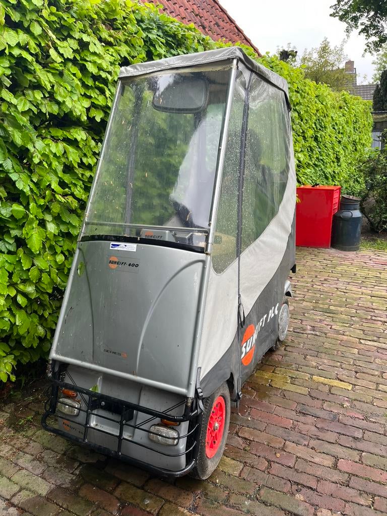 Scootmobiel overdekt defect, Diversen, Ophalen, Zo goed als nieuw, 10 km/u of minder