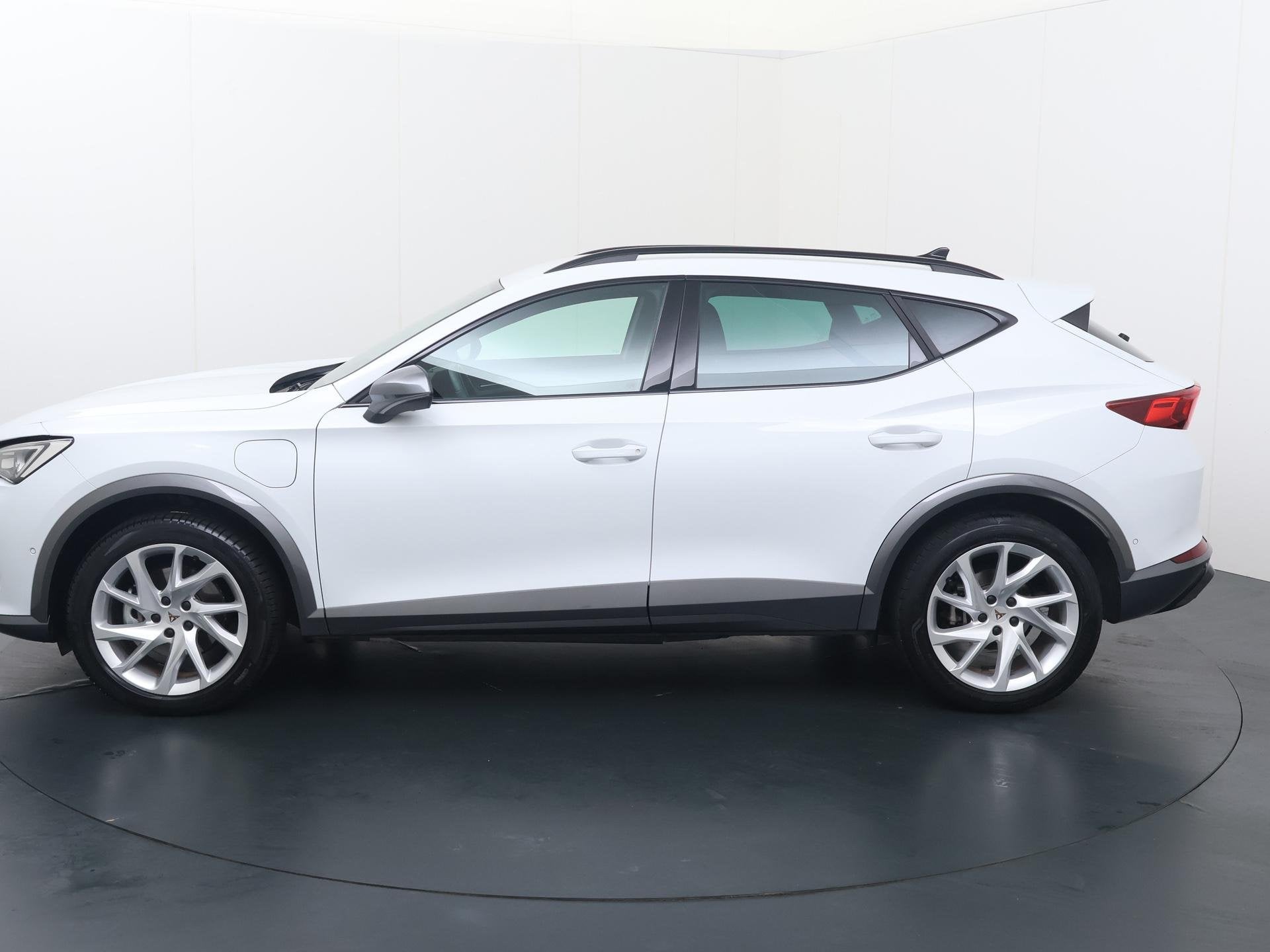 CUPRA Formentor 1.4 e-Hybrid Business | 204 PK | SoH 100% |, 12 maanden, Stof, Gebruikt, 4 cilinders