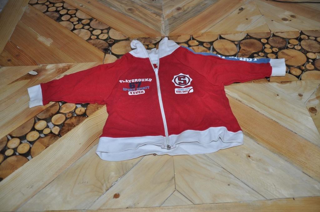 Z.g.a.n. rood/wit sportief vest 80, Ophalen of Verzenden, Zo goed als nieuw, Jongetje, Truitje of Vestje