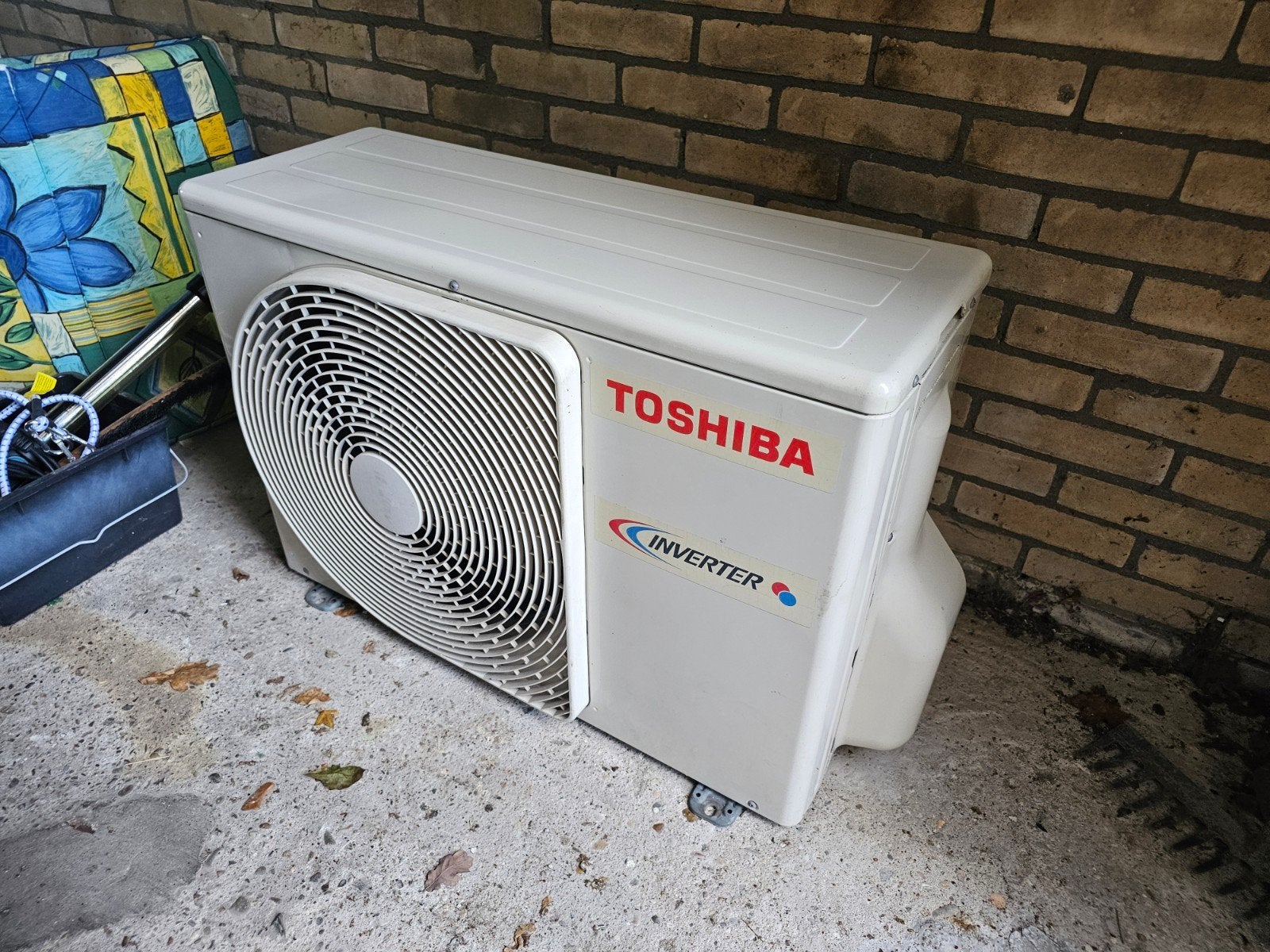 Toshiba Buitenunit Airconditioning RAS-M18GAV-E, Witgoed en Apparatuur, Airco's, Ophalen, Gebruikt, Koelen en Ontvochtigen, Wandairco