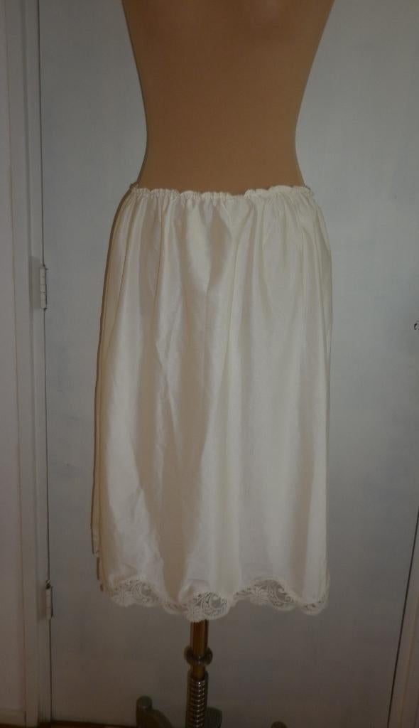 onderrok maat  46/48, Verzenden, Beige, Overige typen