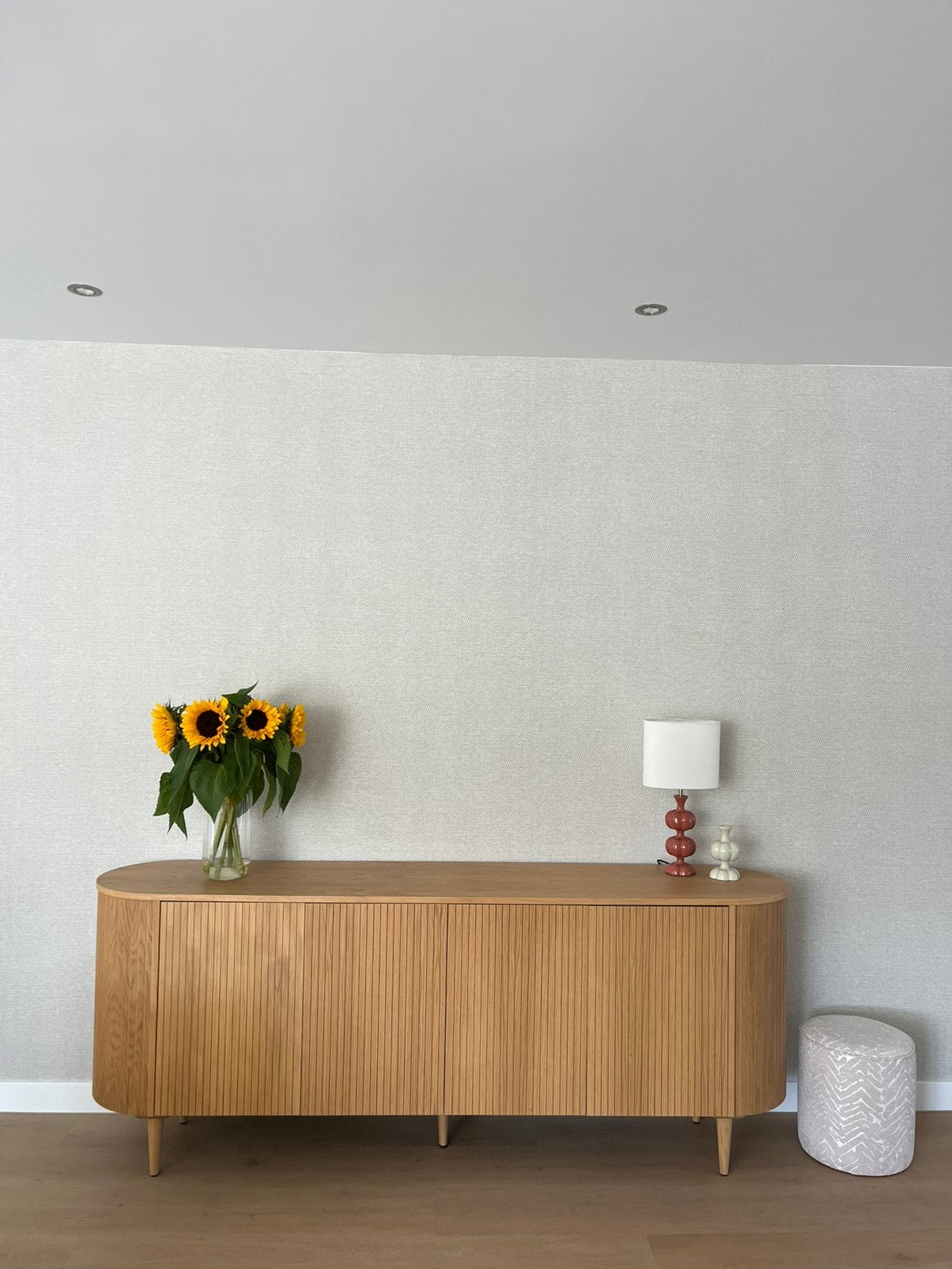 Naturel eiken dressoir met afgeronde hoeken en latjes, Ophalen, Zo goed als nieuw, 25 tot 50 cm, 200 cm of meer