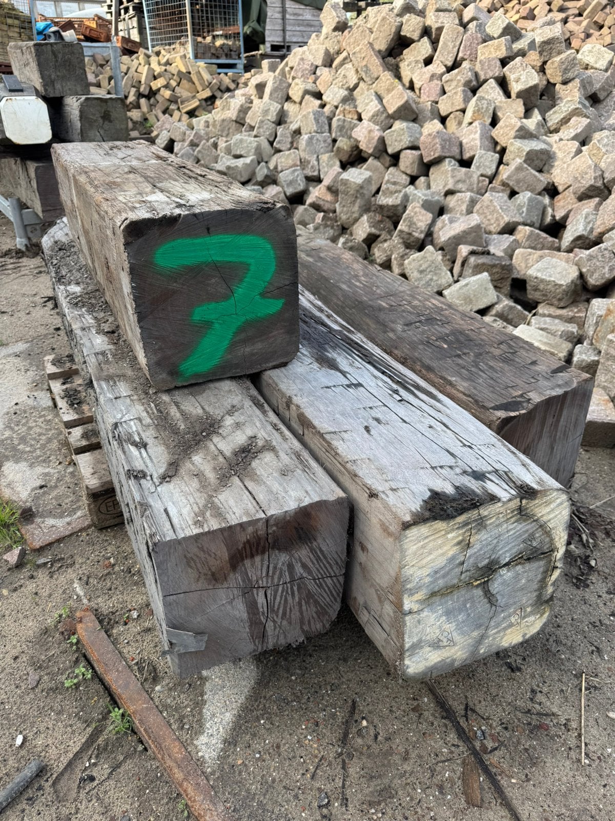 Meerpalen oud hout palen robuust verweerd, Ophalen
