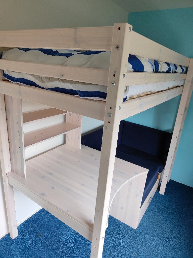 Thuka hoogslaper met bureau en slaapbank, Ophalen, Gebruikt, Eenpersoons, 160 tot 180 cm