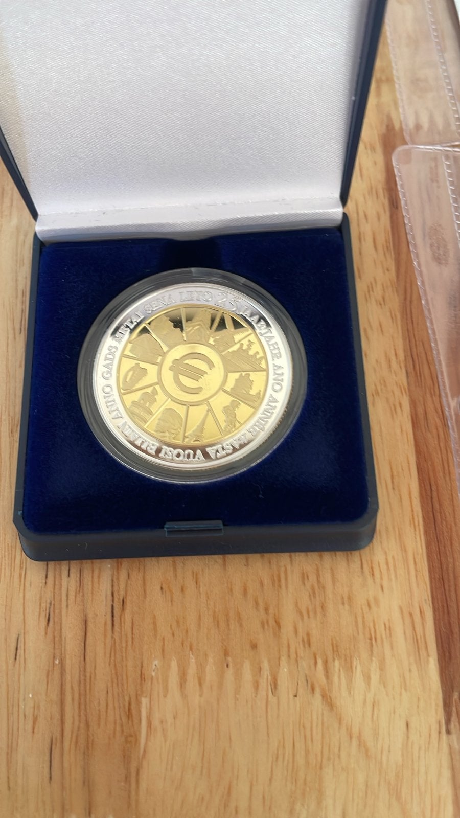 Zeldzame herdenkingsmunt in cassette, Overige landen, Losse munt, Goud, Overige waardes