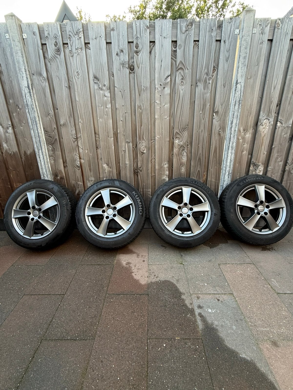 Velgen met Winterbanden 215/60 R17 Nissan Qashqai, Auto-onderdelen, Ophalen, Banden en Velgen, 17 inch, Winterbanden