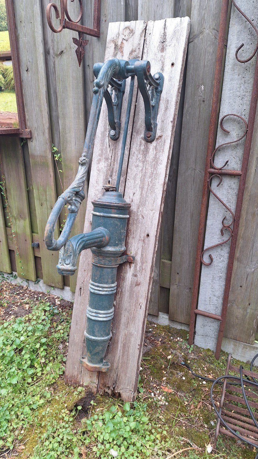 Oude handwaterpomp, Ophalen, Gebruikt