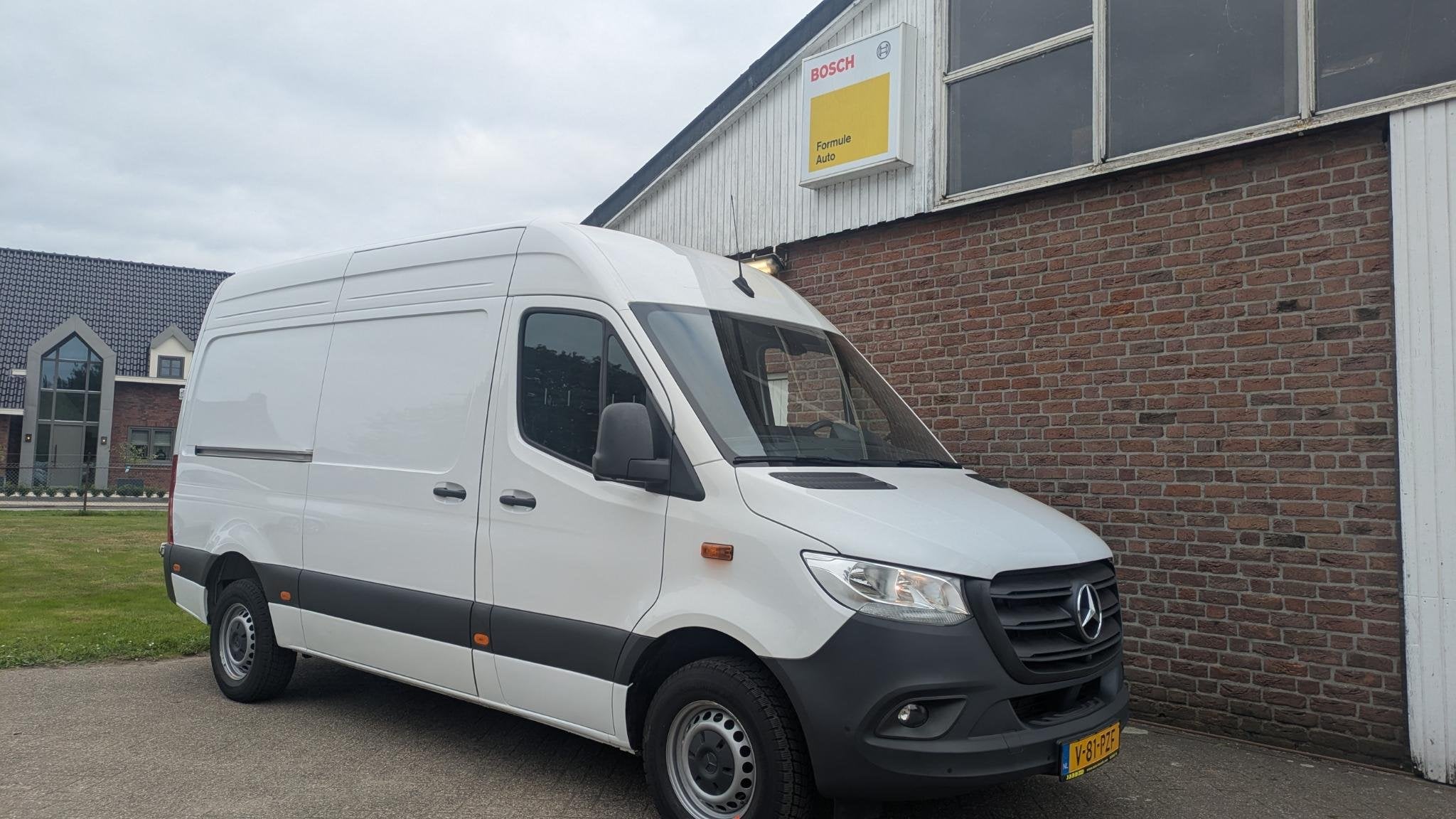 Mercedes-Benz Sprinter 317 1.9 CDI L2H2 - Camera - 1e eign -, 4 cilinders, 2000 kg, Wit, Bedrijf