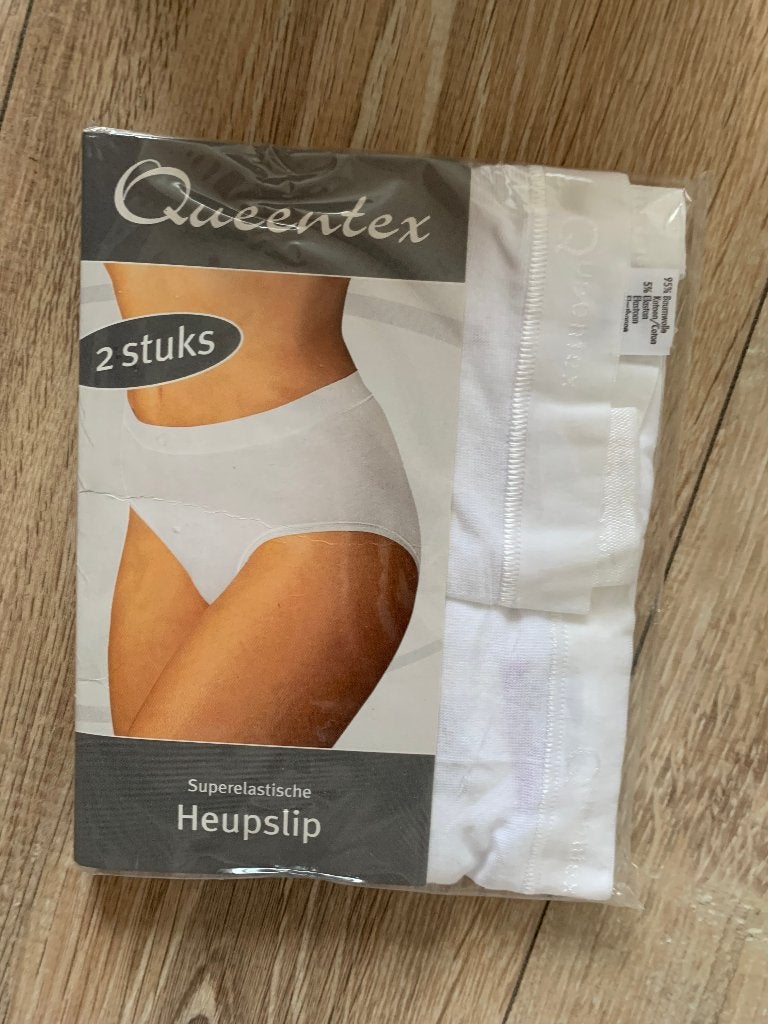 2 dames witte Queentex "heup" slips à € 3,95 per set, Queentex, Ophalen of Verzenden, Wit, Slip