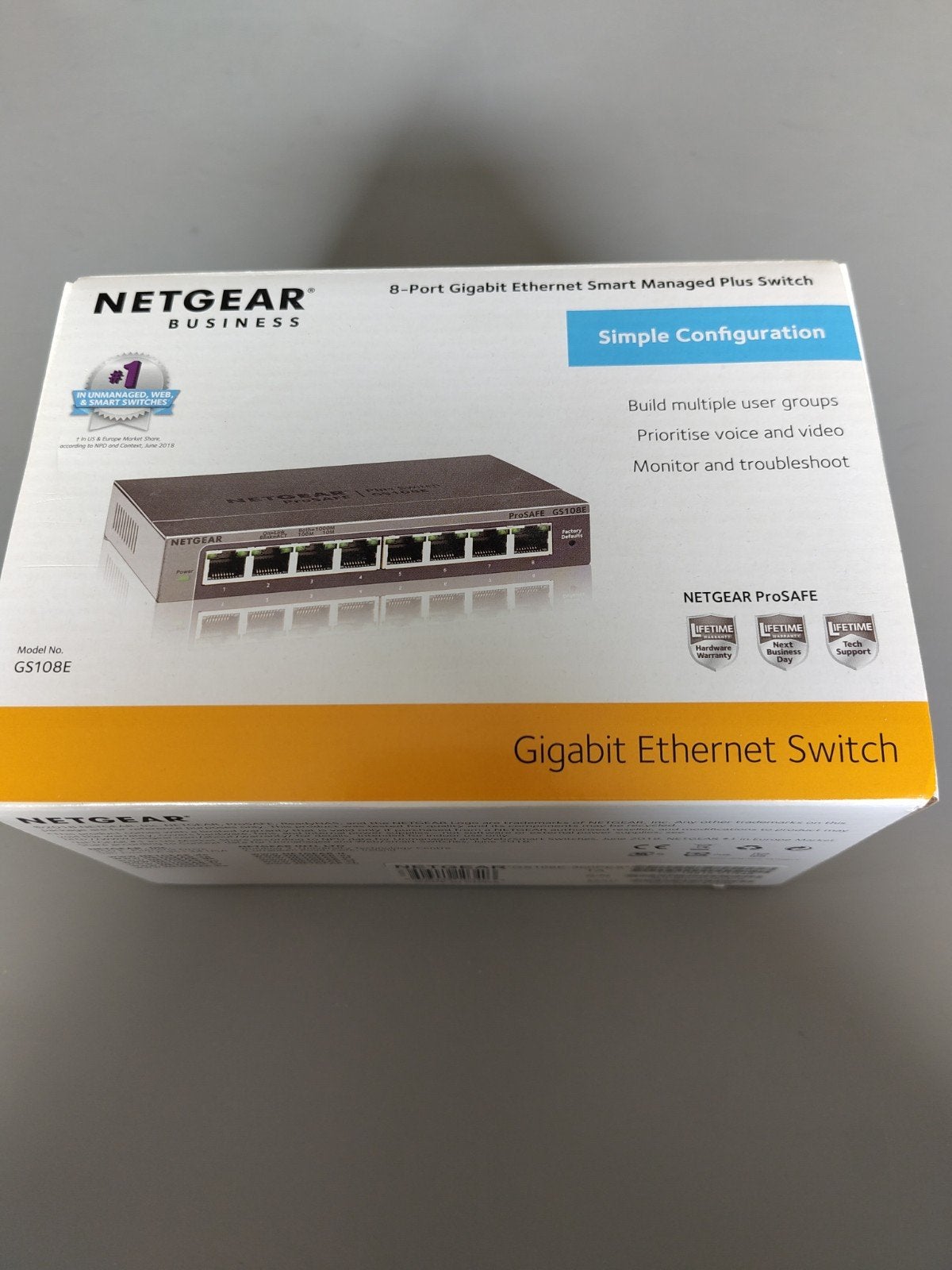 NETGEAR GS108E 8-Poorts Gigabit Ethernet Switch, Ophalen of Verzenden, Zo goed als nieuw