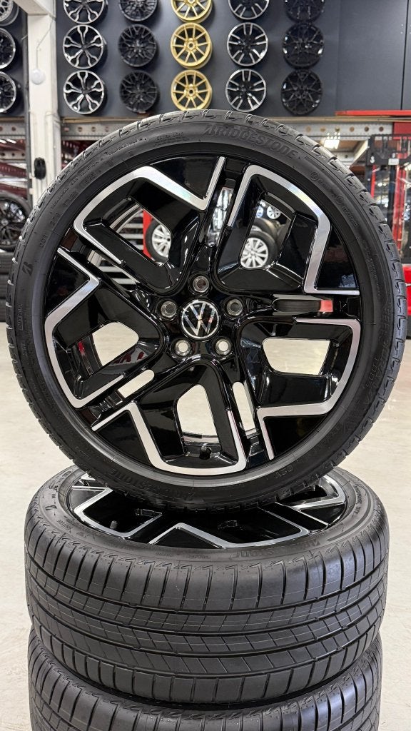 Originele 18" VW Golf R Line Velgen York + Zomerbanden NIEUW, Niet ingevuld, 18 inch, Banden en Velgen, Niet ingevuld