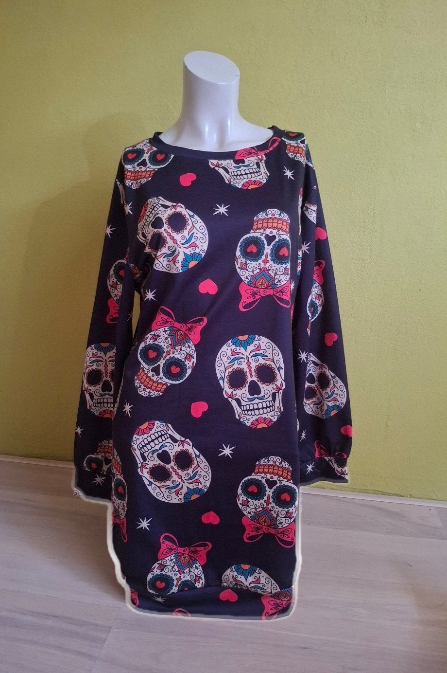 Nieuw leuk jurkje. Mt 42, Kleding | Dames, Verzenden, Zwart, Maat 42/44 (L), Nieuw