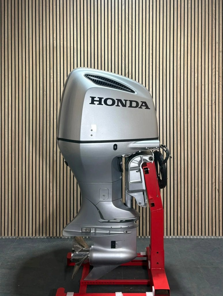 Honda BF250 EFI V-TEC V6 buitenboordmotor, Niet ingevuld, Overige brandstoffen, Niet ingevuld, Zo goed als nieuw
