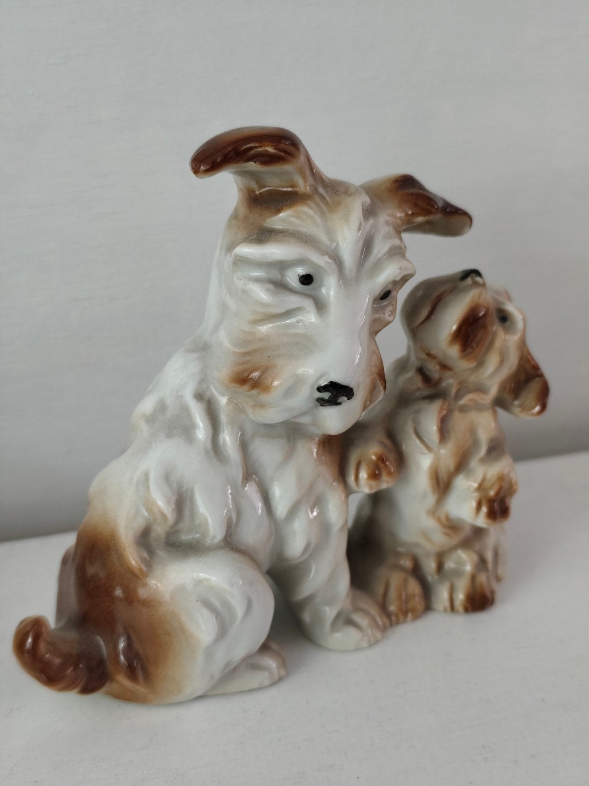 Porseleinen beeld hond, Antiek en Kunst, Ophalen of Verzenden