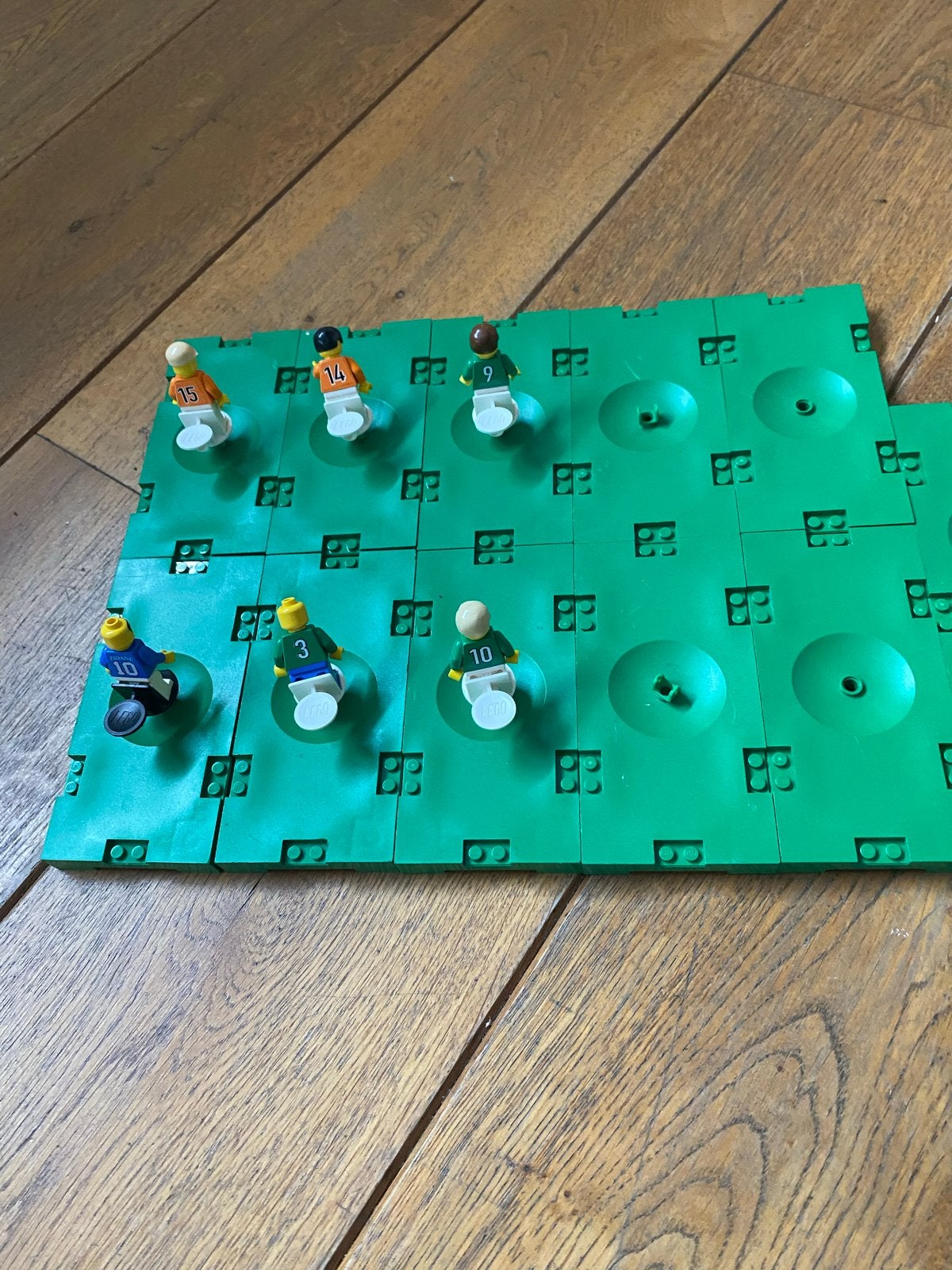 Lego Voetbalveld met Minifiguren - Gebruikt, Kinderen en Baby's, Speelgoed | Duplo en Lego, Ophalen, Inclusief minifiguren, Gebruikt