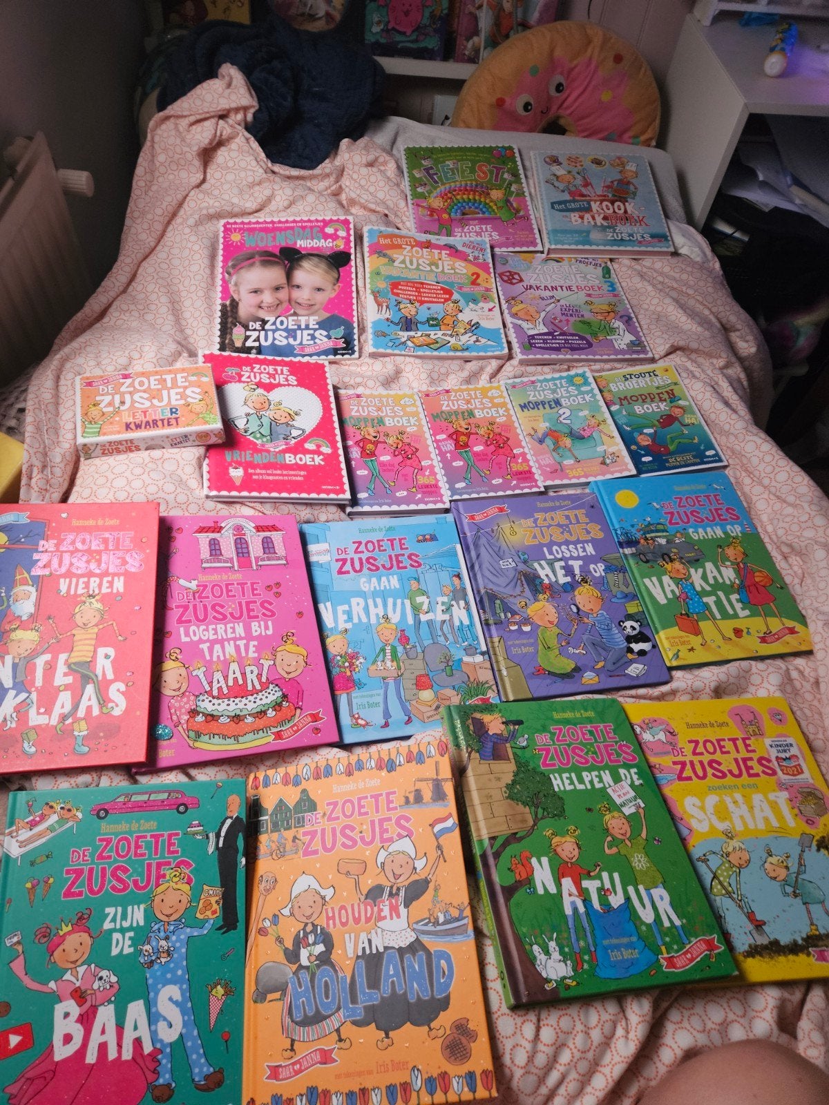 Grote collectie De Zoete Zusjes boeken en kwartetspel, Boeken, Ophalen of Verzenden, Zo goed als nieuw, Fictie algemeen