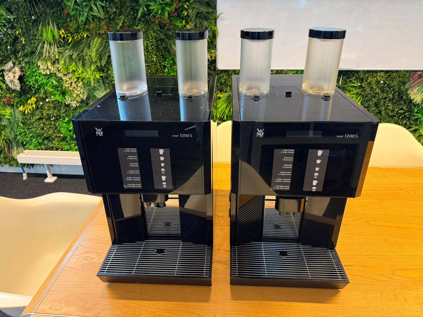 WMF 1200 S professionele koffiemachine – 2 stuks te koop, Afneembaar waterreservoir, Gebruikt, 10 kopjes of meer, Koffiemachine