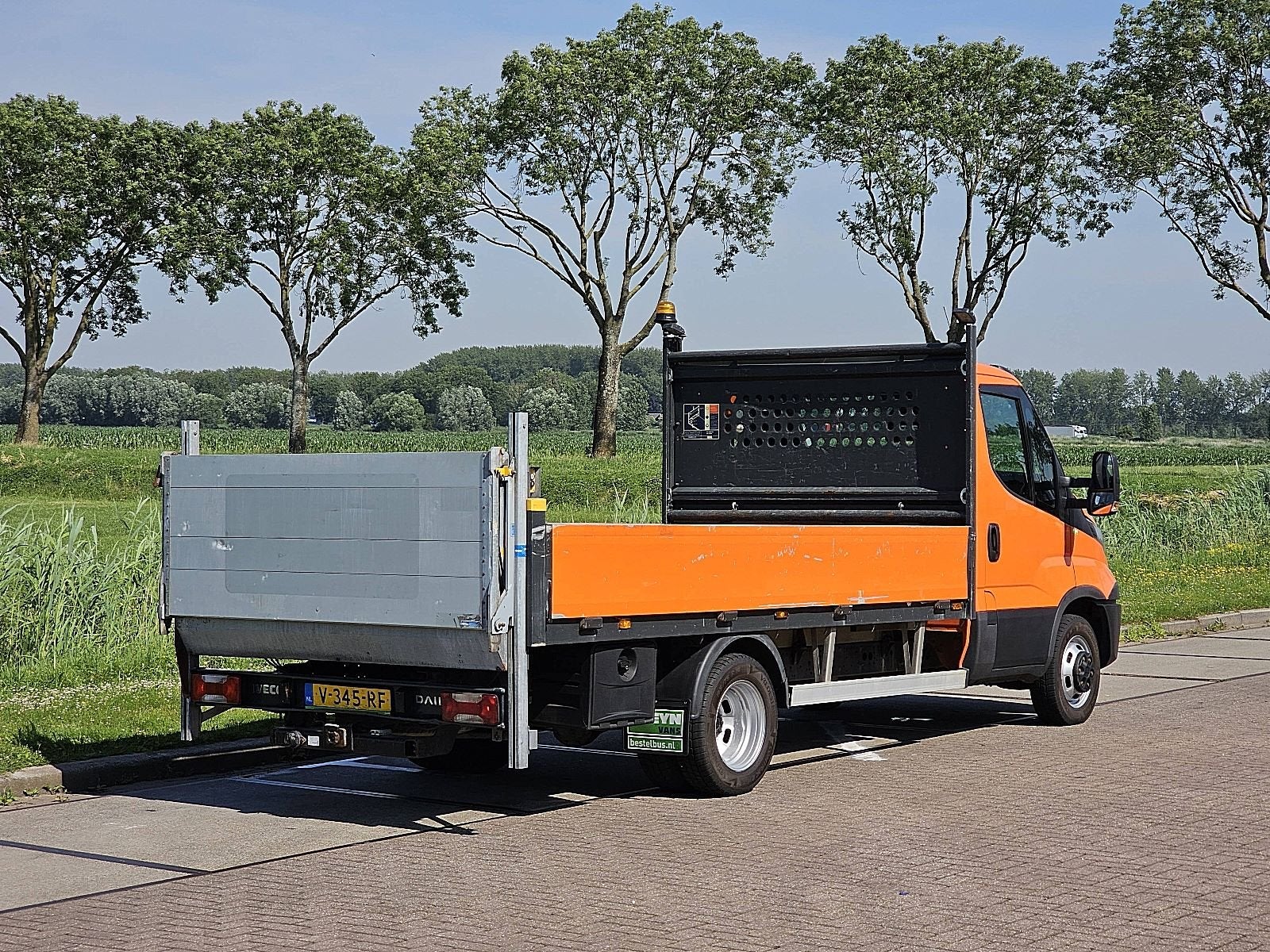 IVECO DAILY 35C14 ac laadklep euro6, 13 km/l, Gebruikt, Euro 6, Overige kleuren