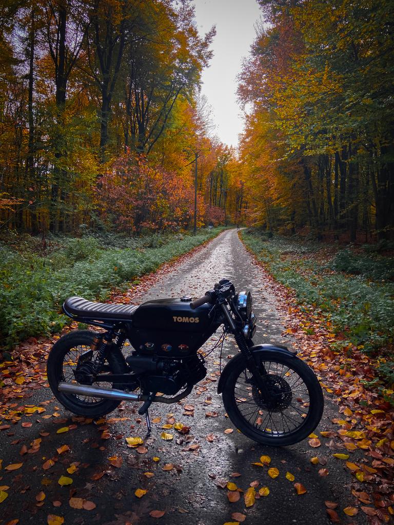 Unieke Tomos Revival Cafe Racer - Custom Gebouwd, Fietsen en Brommers, Ophalen, Gebruikt, Revival