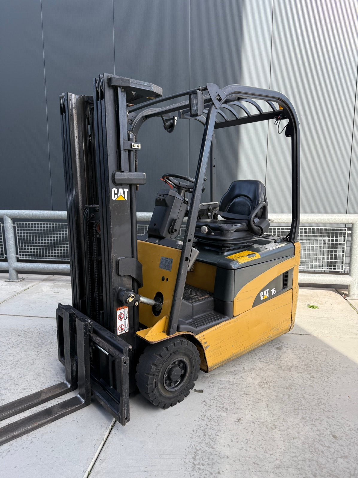 CATERPILLAR EP15NT 1500KG TRIPLEX 4,30M 4900UUR NETTE TRUCK, 1000 tot 2000 kg, Ophalen of Verzenden, Elektrisch, Heftruck
