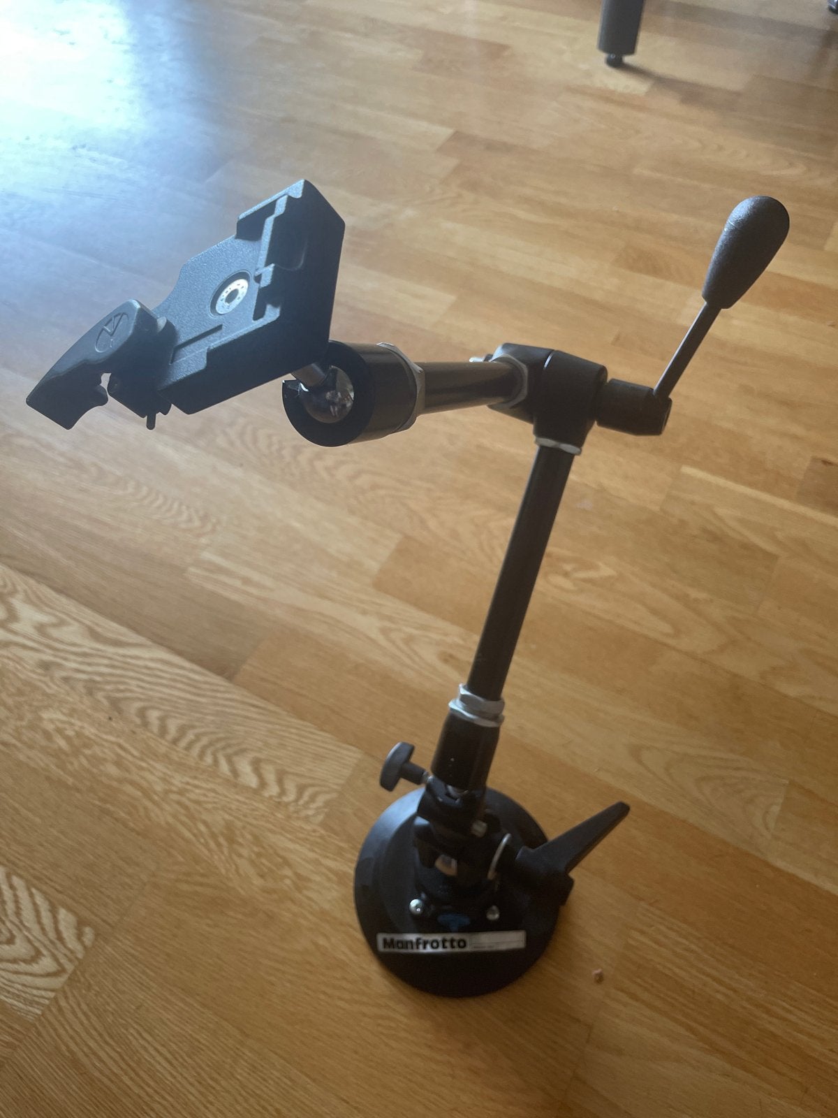 Manfrotto 143RC Magic Arm met Super Clamp en zuignap, Gebruikt, 125 cm of minder, Overige typen, Ophalen of Verzenden