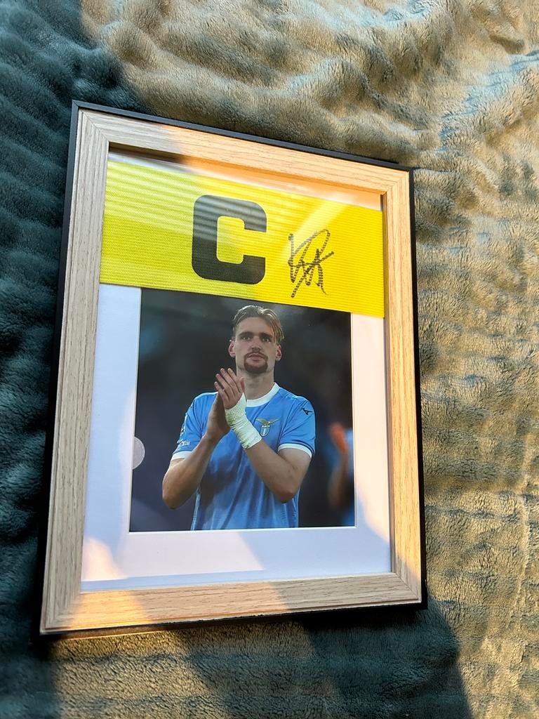 Gesigneerde aanvoerdersband Taylor met bewijs, Ophalen of Verzenden, Zo goed als nieuw, Overige sporten, Overige typen