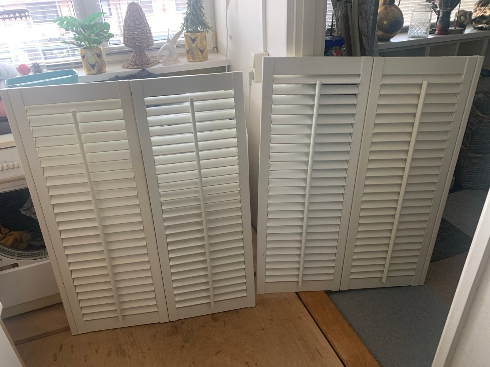 Houten Shutters - 2 Delen, Links- en Rechtsdraaiend, Ophalen, Gebruikt, 150 tot 200 cm, Wit