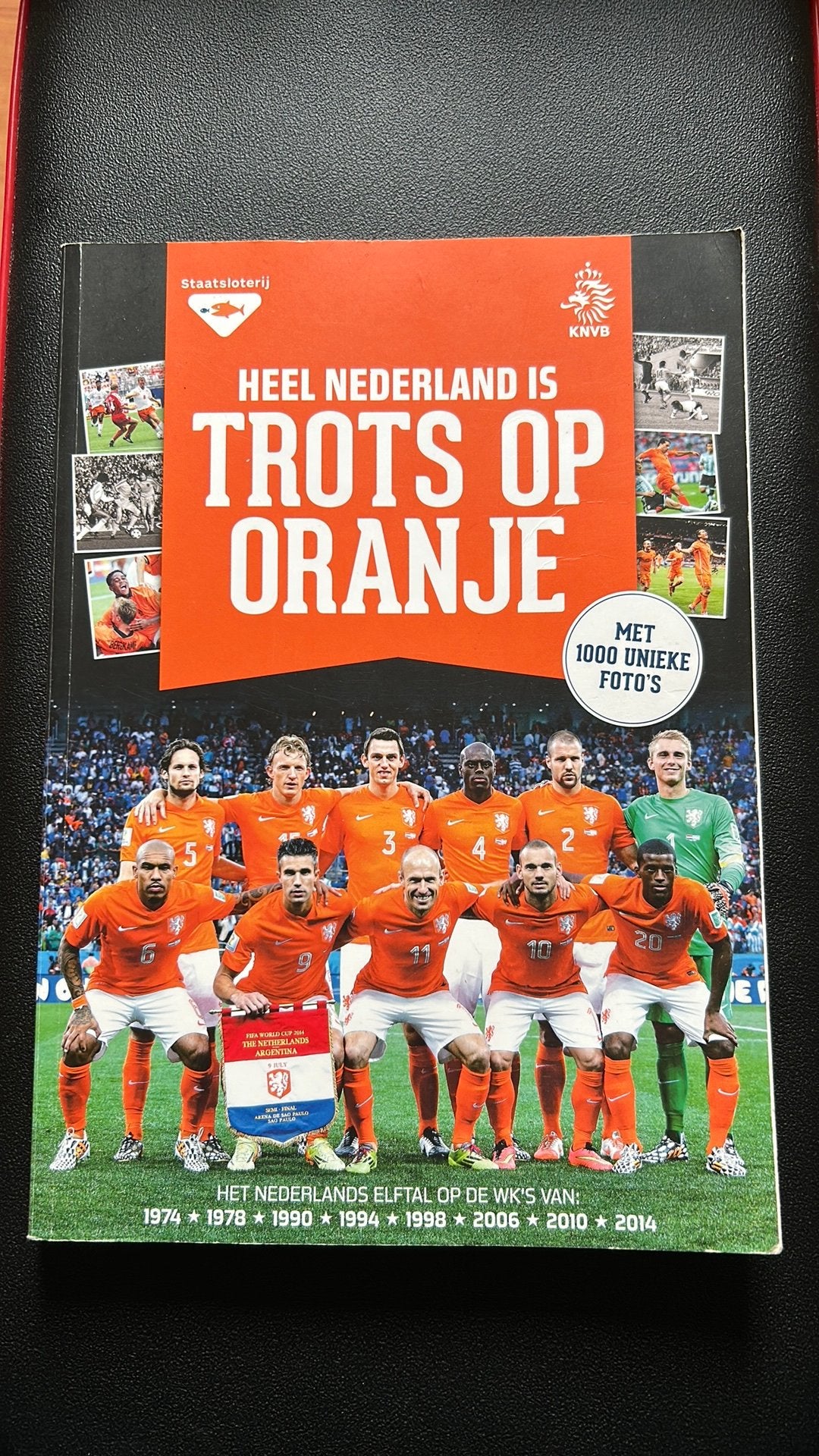 Heel Nederland is trots op Oranje, Boeken, Ophalen of Verzenden, Zo goed als nieuw, Balsport