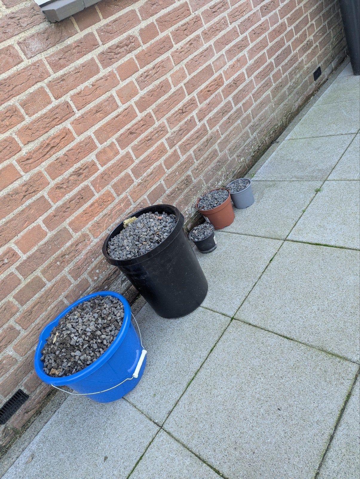Gratis grind af te halen, Tuin en Terras, Ophalen, Gebruikt, Grijs, Grind