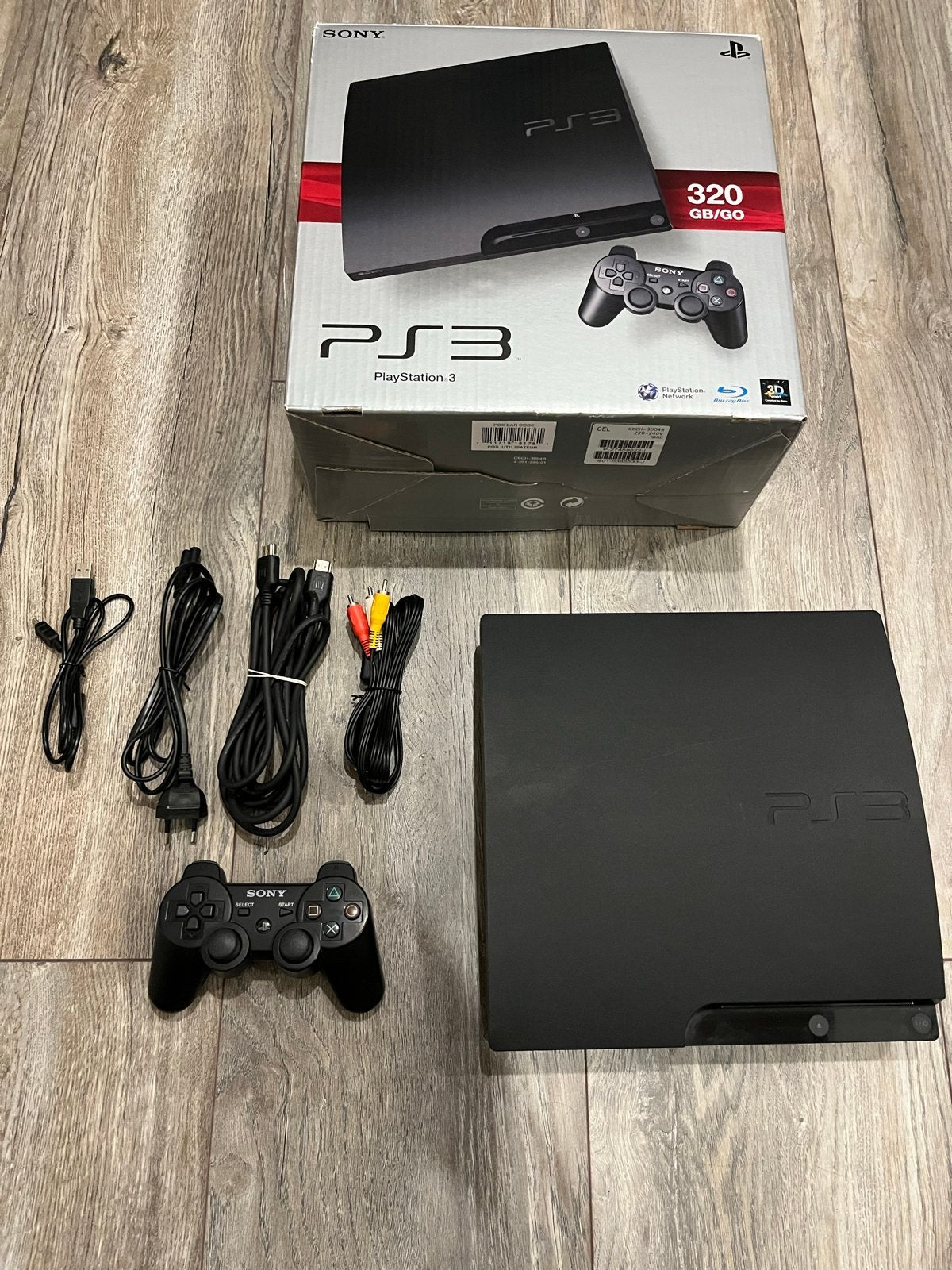 Ps3 slim compleet in doos, Spelcomputers en Games, Spelcomputers | Sony PlayStation 3, Ophalen, 320 GB, Zo goed als nieuw, Met 1 controller