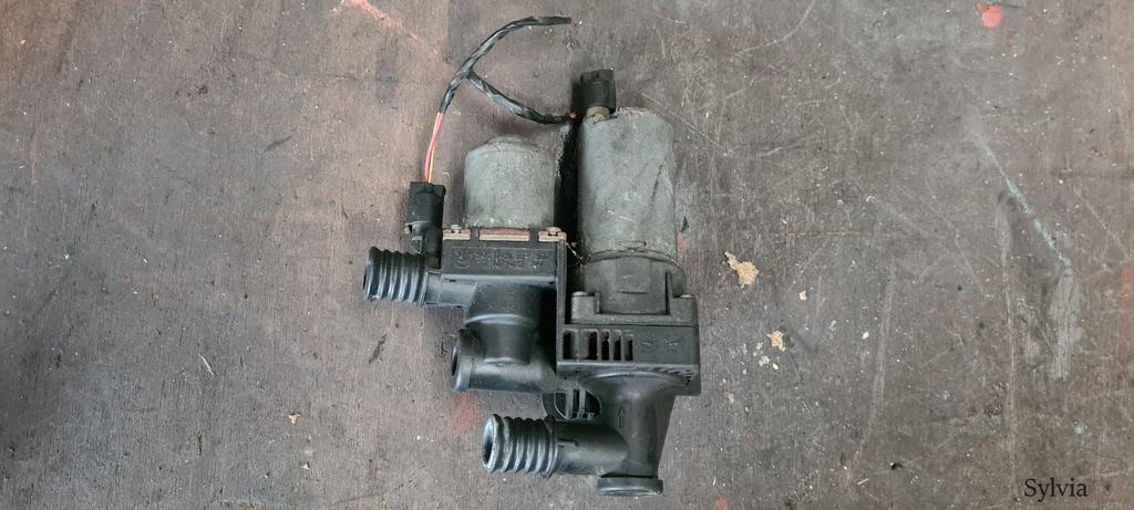Kachelkraan Waterklep Elektrisch met extra waterpomp BMW 3 s, Auto-onderdelen, Gebruikt, -, -, Ophalen of Verzenden