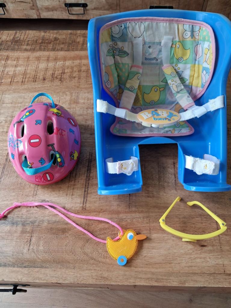 Baby Born fiets setje met helm en accessoires, Kinderen en Baby's, Ophalen of Verzenden, Gebruikt, Meisje