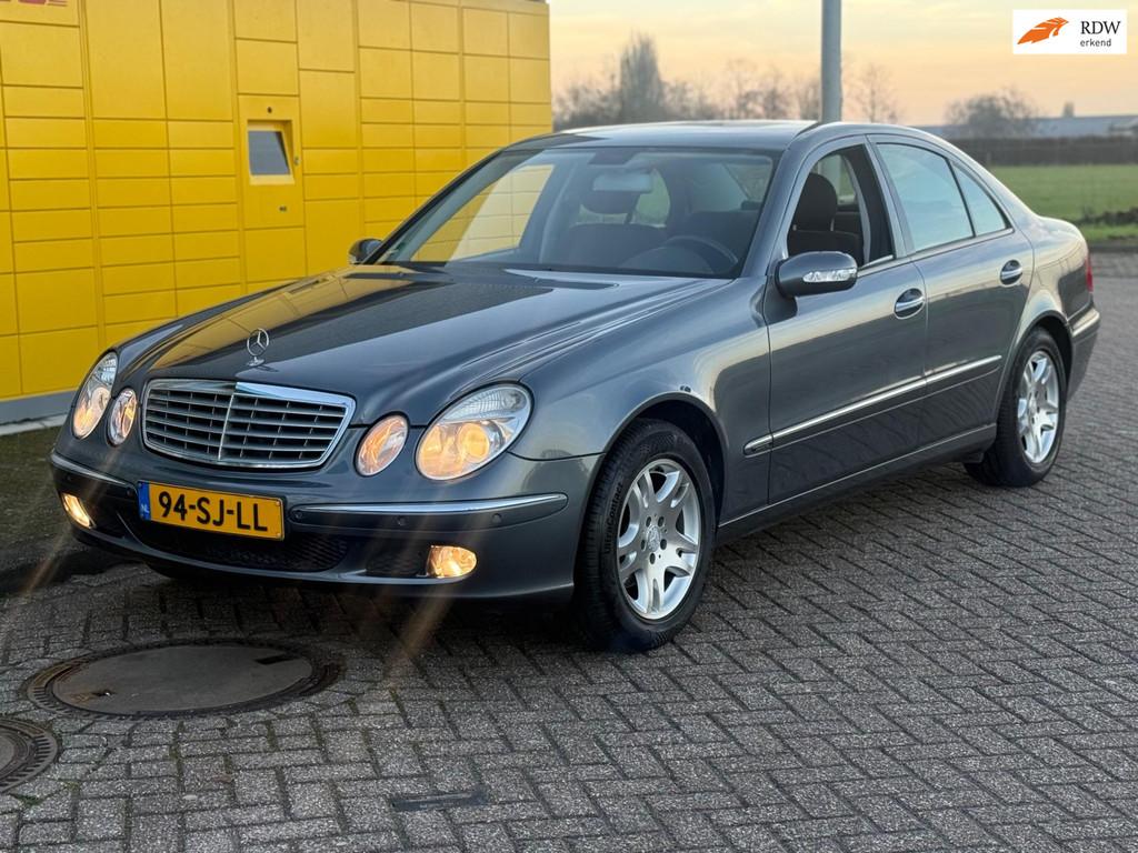 Mercedes-Benz E-klasse 240 Elegance Bj 2006 ECC Airco Navi P, Automaat, Parkeersensor, Achterwielaandrijving, Gebruikt