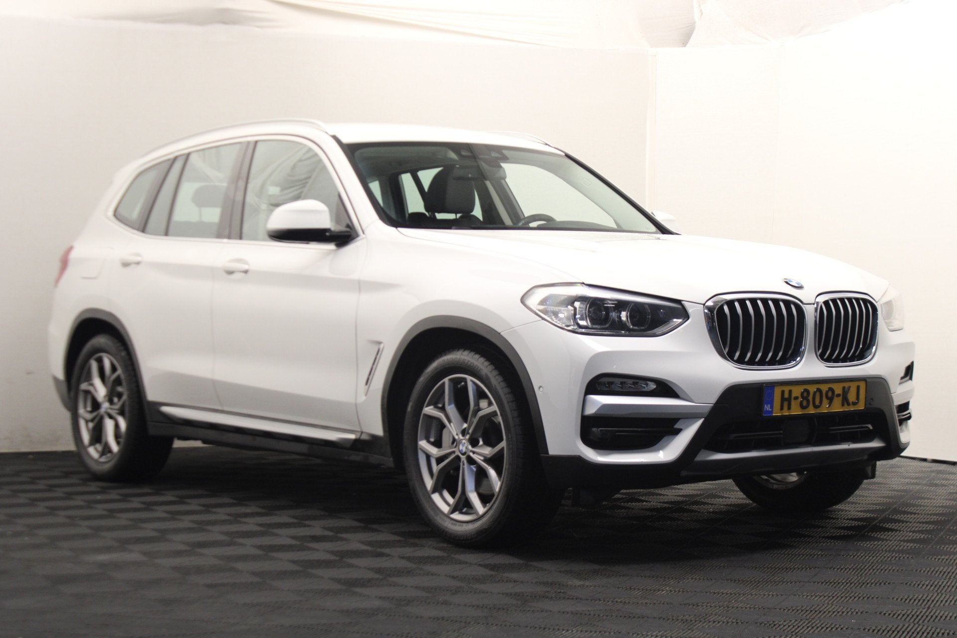 BMW X3 xDrive30i High Executive |Stoelverwarming|Trekhaak|, 1998 cc, Gebruikt, 4 cilinders, 252 pk