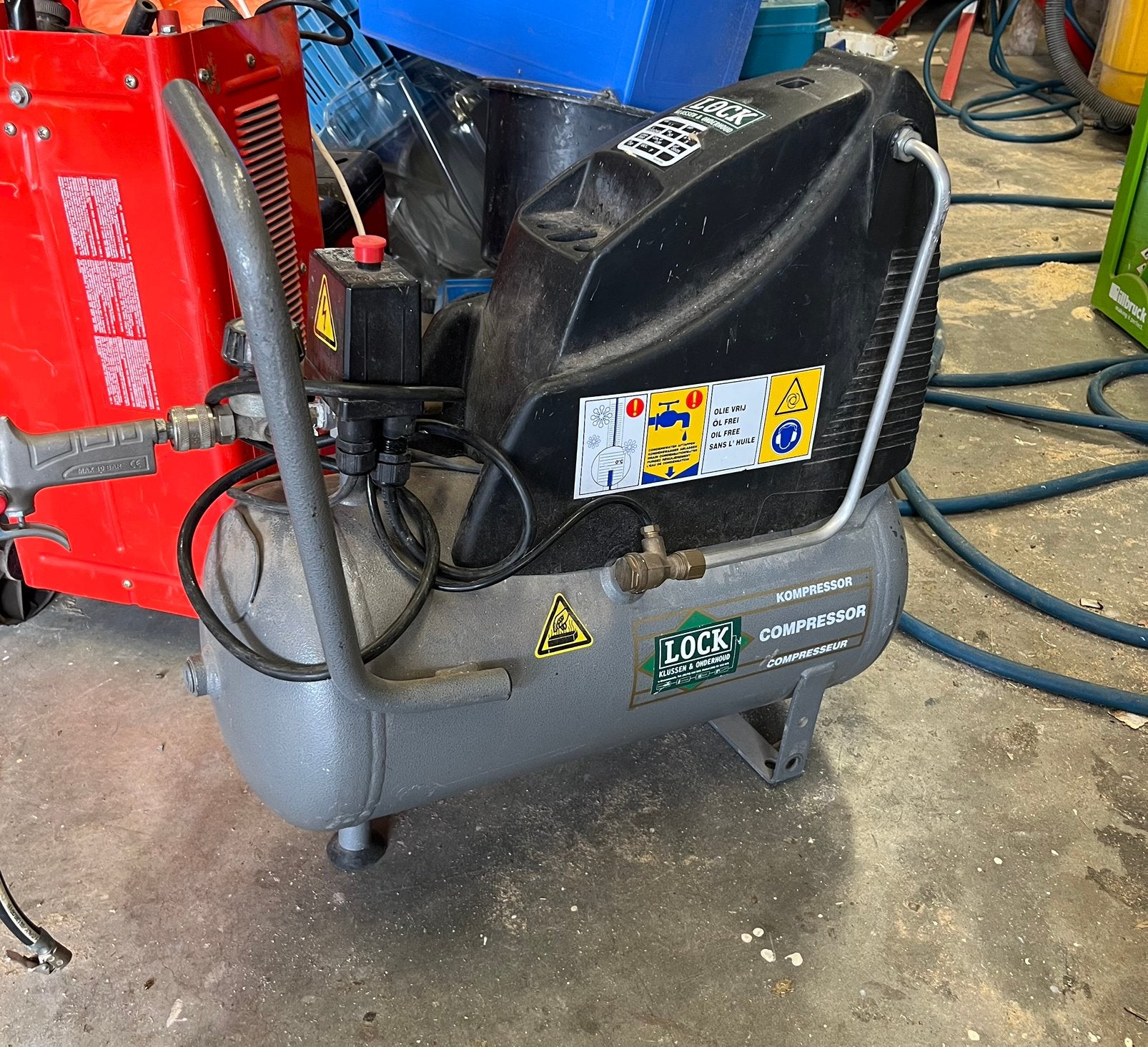 Airpress compressor, Ophalen, Gebruikt, Minder dan 200 liter/min, 25 tot 100 liter