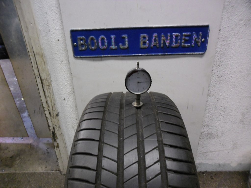 225 40 19 demobanden bridgestone turanza t005 met 7,4 mm, 19 inch, Banden en Velgen, Ophalen of Verzenden, Zomerbanden