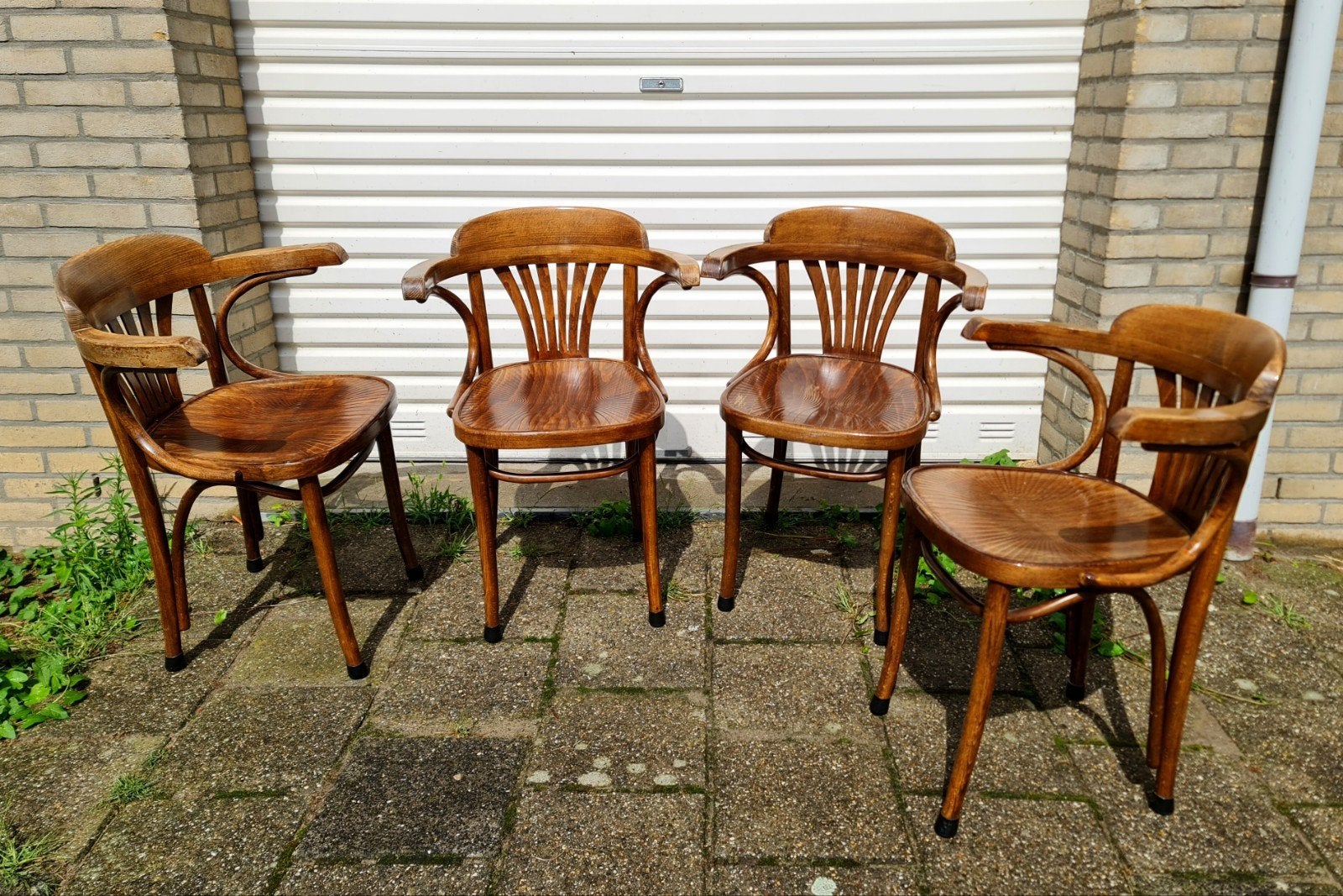 Set 4 vintage ZPM Radomsko (Thonet) gebogen houten stoelen, Ophalen