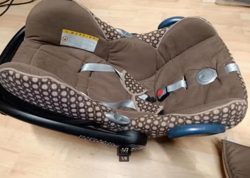 Maxi cosi met verkleiner en easybase izgst superschoon, Autogordel, Zo goed als nieuw, 0 t/m 13 kg, Maxi-Cosi