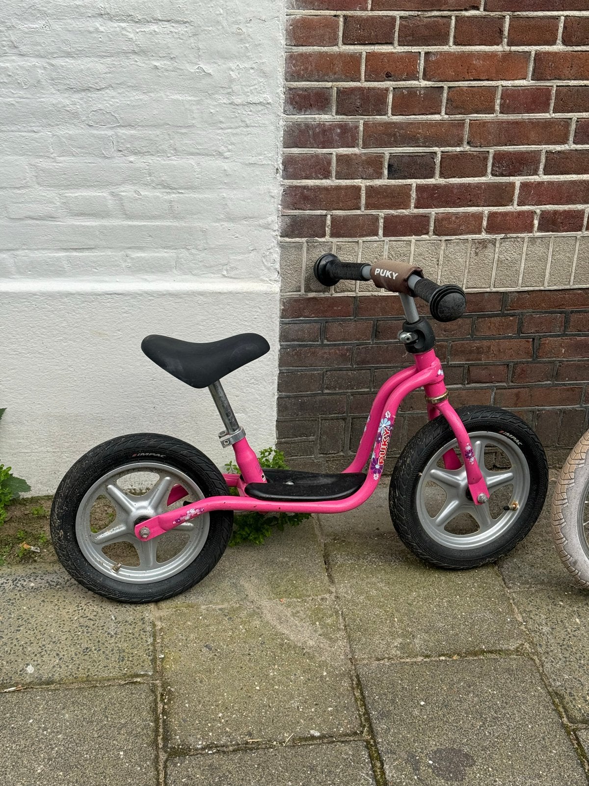 Roze Puky loopfiets voor kinderen vanaf 2 jaar - goede staat, Fietsen en Brommers, Ophalen of Verzenden, Gebruikt, Minder dan 16 inch