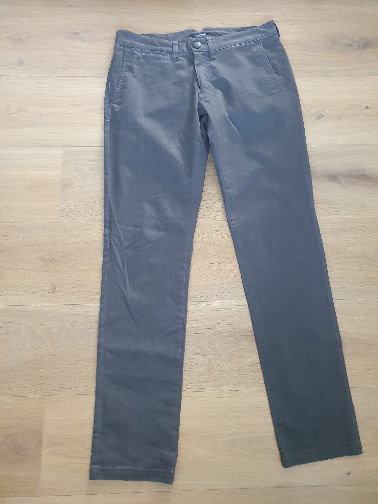 Armani Jeans Chino Grijs - Maat EU 48 / US 32, Armani Jeans, Maat 48/50 (M), Ophalen of Verzenden, Zo goed als nieuw