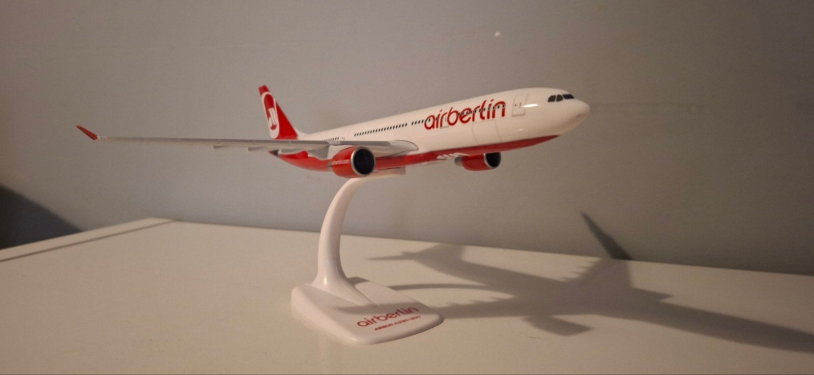 Air Berlin Airbus A330-200 schaalmodel, Ophalen, Zo goed als nieuw, 1:200 of kleiner, Overige merken