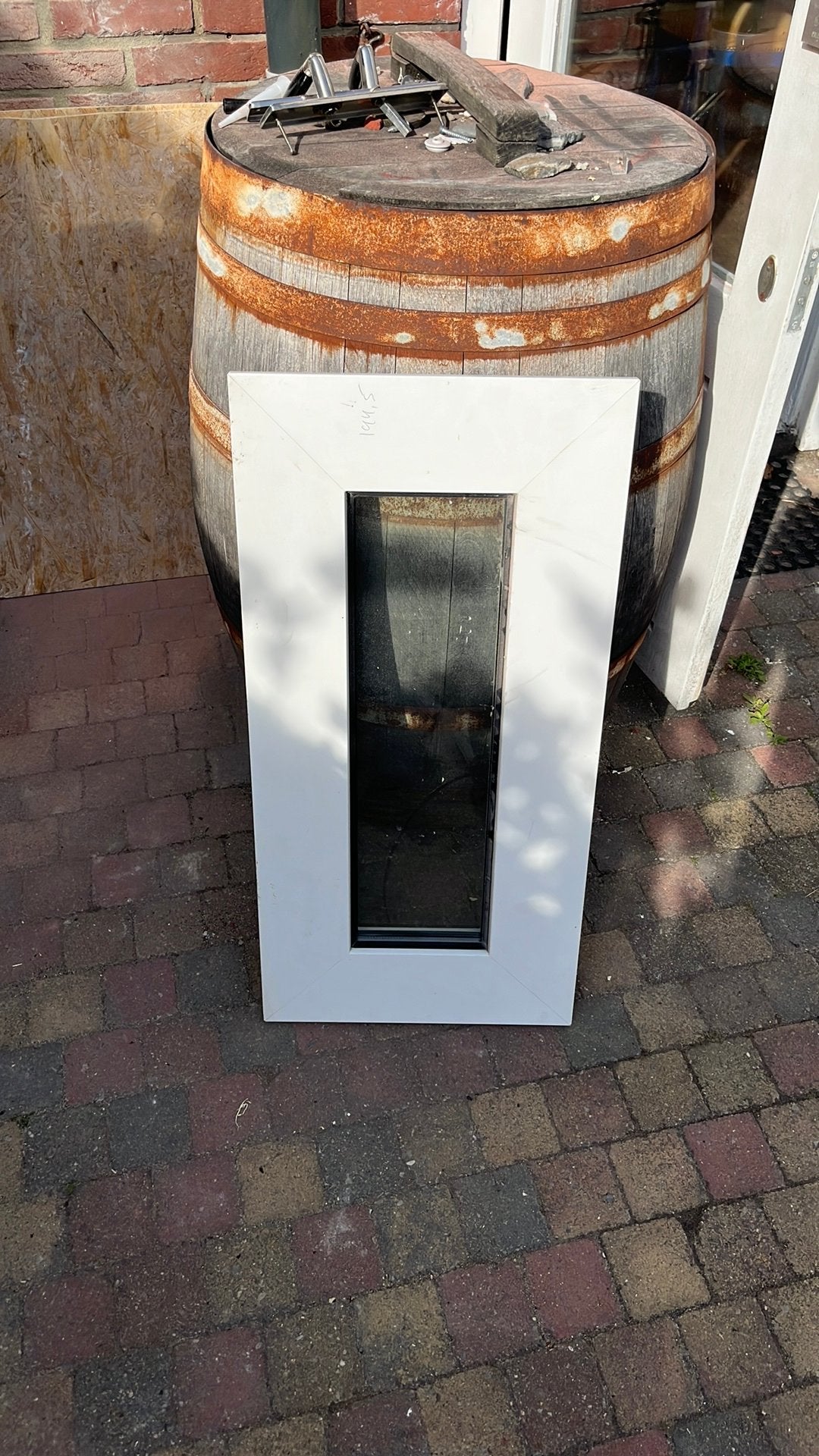 (Gratis) Kunststof raam uit kiepkozijn, Ophalen, Kunststof, Gebruikt, Minder dan 75 cm