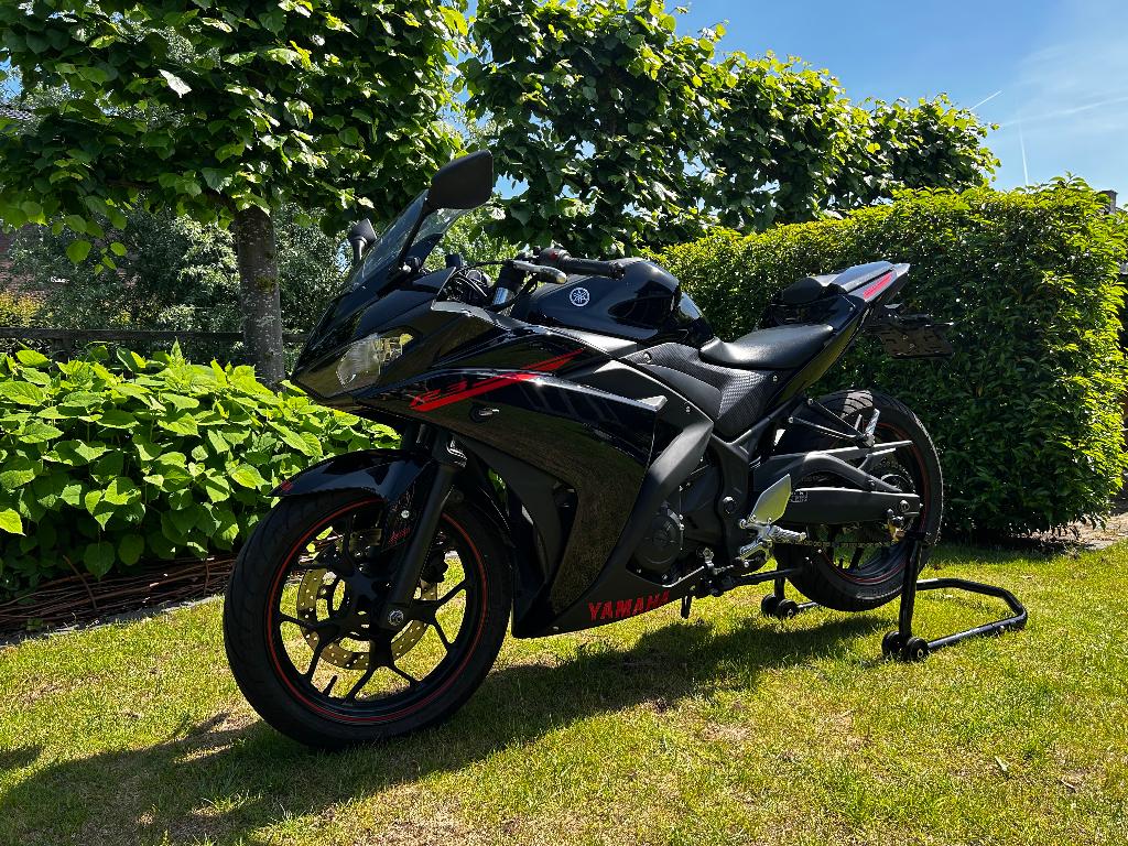 Yamaha YZF-R3 2015, 2 cilinders, Occasion, 321 cc, Super Sport